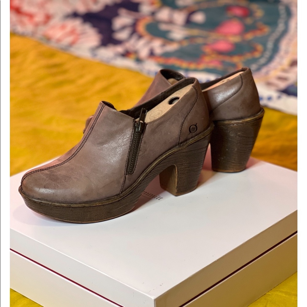 Born Clogs Platform